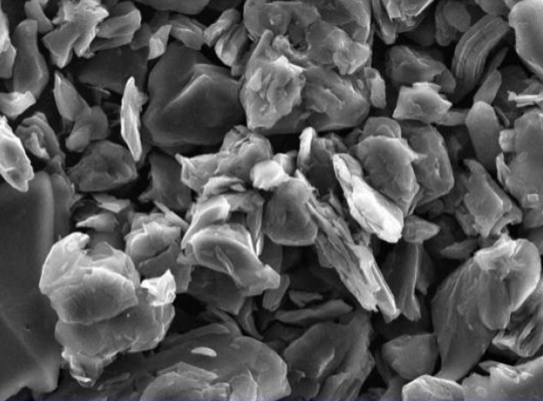 Cell Lab artificial graphite powder – high-purity synthetic graphite for lithium-ion battery anodes. Delivers ≥355 mAh/g capacity, 96 % efficiency, and excellent cycle stability for EV and energy-storage applications.