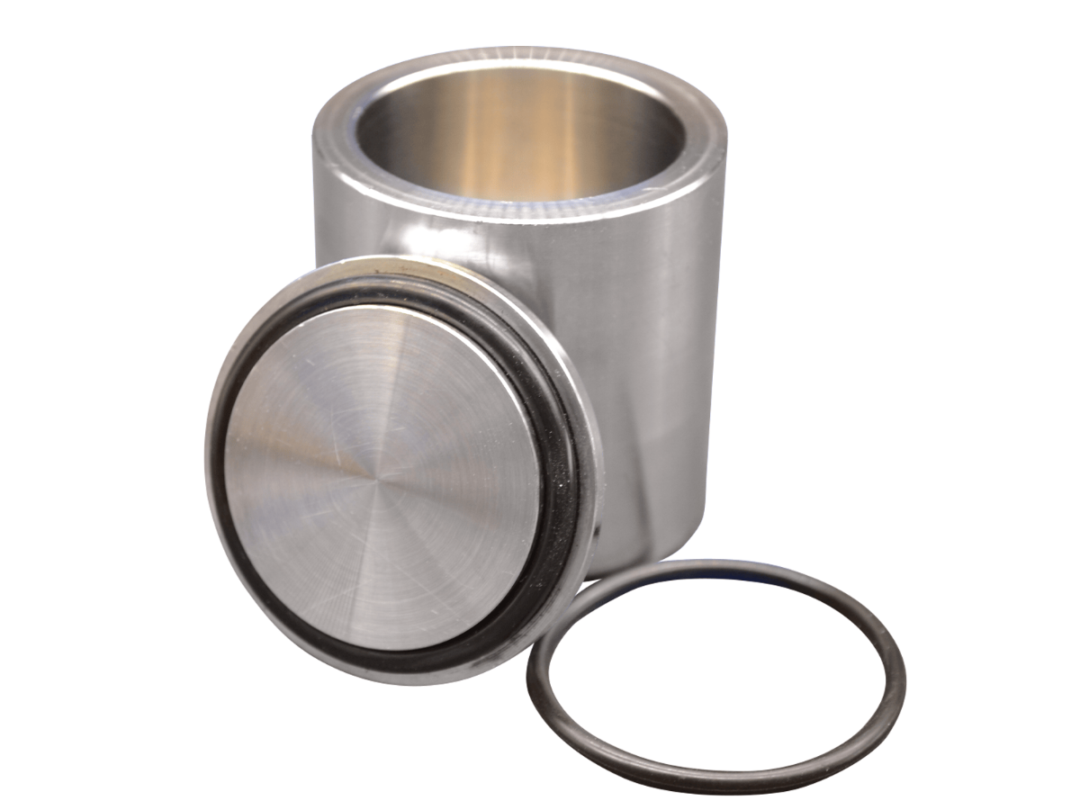 Cell Lab 50 – 500 mL stainless steel grinding jars provide durable, corrosion-resistant performance for wet and dry milling of medium-hard and brittle samples.