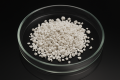 Cell Lab 3N (99.9%) Hafnium Oxide Pieces — premium HfO₂ evaporation material for semiconductor, dielectric, and optical coating applications. High melting point, chemical stability, and superior thin-film performance for precision deposition.