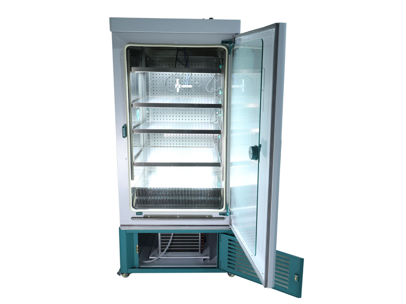 Cell Lab Programmable plant growth chamber with temperature, humidity and light control for seedling and microbial cultivation. Offers 4-zone LED illumination, 0–65 °C range and 40–95 % RH for stable, repeatable environmental research.