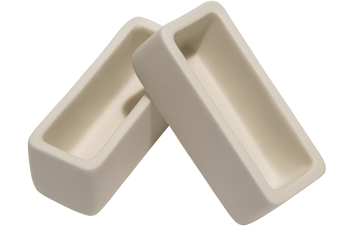Cell Lab Rectangular Alumina (Al₂O₃) Boat Crucibles offer > 99 % purity and heat resistance up to 1600 °C for calcination, ceramic processing, and metal casting applications in laboratories and research industries.