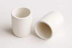 Cell Lab high-purity zirconia (ZrO₂) crucibles withstand temperatures up to 2100 °C, offering superior chemical stability and durability for precious-metal melting, super-alloy casting and advanced ceramic sintering.